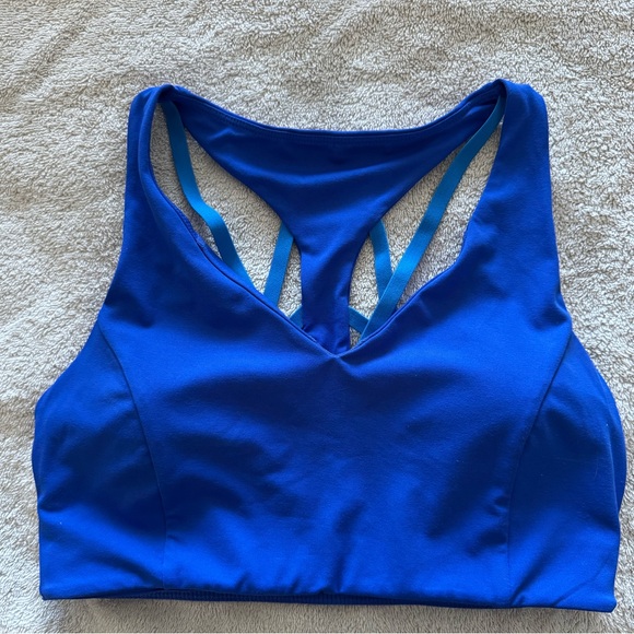 Fabletics Kessler Racerback Strappy Sports Bra in Blue - Picture 3 of 6
